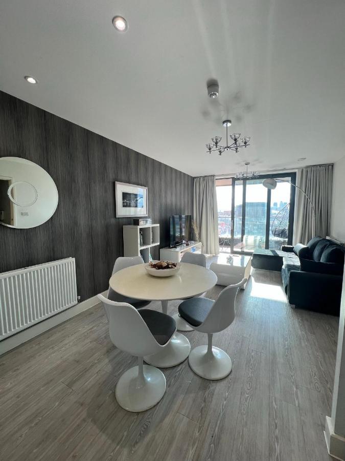 Cityscape Serenity: 10Th Floor Oasis Near City Airport, Excel & 02 Apartamento Londres Exterior foto